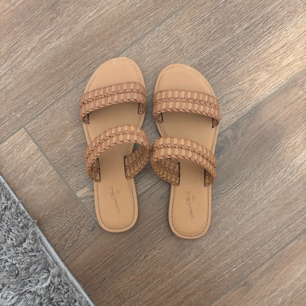 Brown braided sandals with two straps size 7